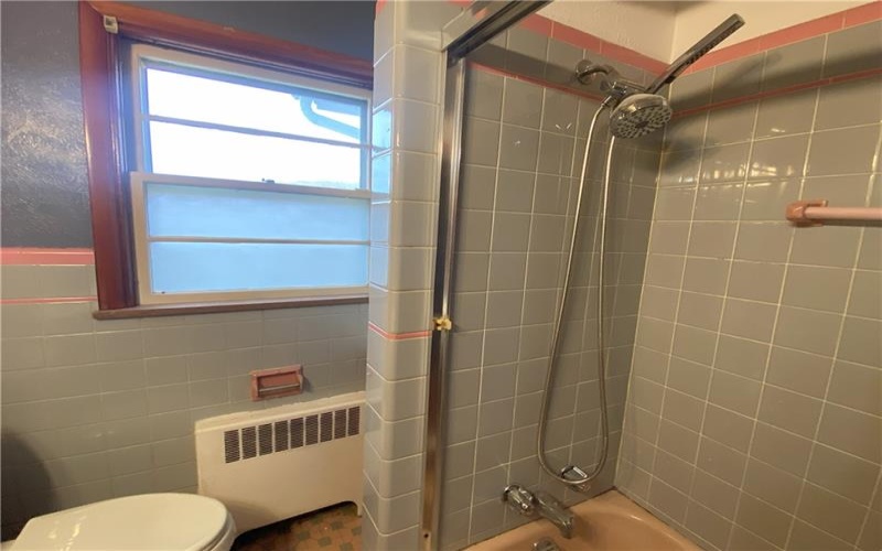 2432 Skidmore Rd, Greensburg, 15601, 3 Bedrooms Bedrooms, ,1 BathroomBathrooms,Lease,For Sale,Skidmore Rd,1679192