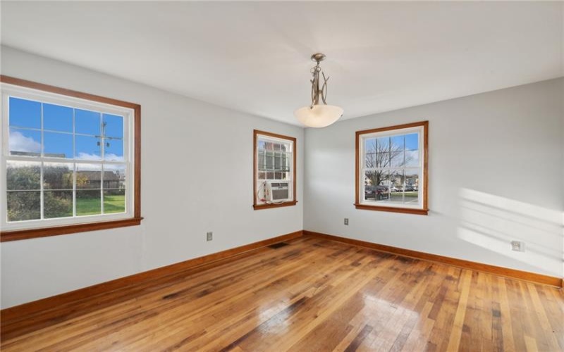 1824 Lincoln Ave, Latrobe, 15650, 3 Bedrooms Bedrooms, 6 Rooms Rooms,2 BathroomsBathrooms,Residential,For Sale,Lincoln Ave,1679195
