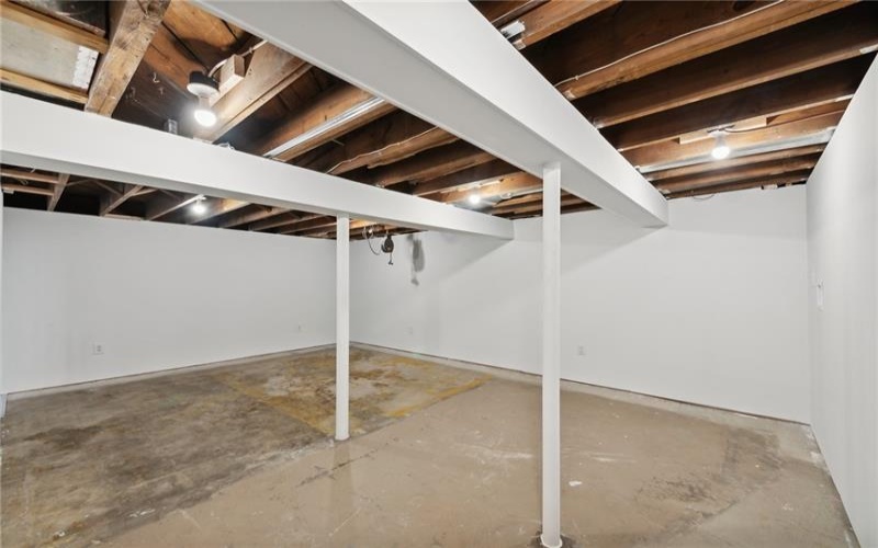 1824 Lincoln Ave, Latrobe, 15650, 3 Bedrooms Bedrooms, 6 Rooms Rooms,2 BathroomsBathrooms,Residential,For Sale,Lincoln Ave,1679195