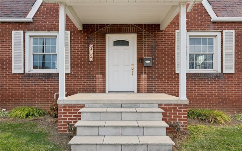 1824 Lincoln Ave, Latrobe, 15650, 3 Bedrooms Bedrooms, 6 Rooms Rooms,2 BathroomsBathrooms,Residential,For Sale,Lincoln Ave,1679195