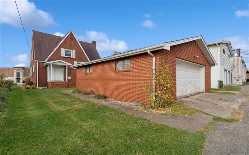 1824 Lincoln Ave, Latrobe, 15650, 3 Bedrooms Bedrooms, 6 Rooms Rooms,2 BathroomsBathrooms,Residential,For Sale,Lincoln Ave,1679195