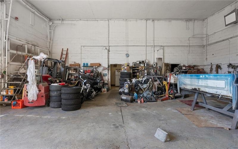 301 Barr St, Mc Donald, 15057, ,Commercial-industrial-business,For Sale,Barr St,1679514