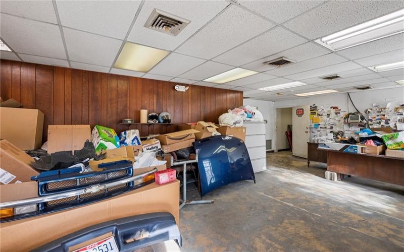 301 Barr St, Mc Donald, 15057, ,Commercial-industrial-business,For Sale,Barr St,1679514