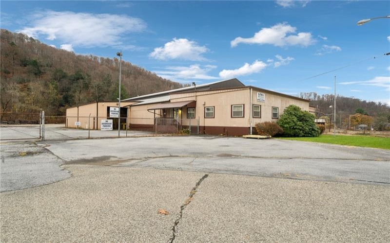 736 Cooper Avenue, Johnstown, 15906, ,Commercial-industrial-business,For Sale,Cooper Avenue,1679602