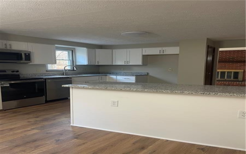 634 Stamford Dr, Greensburg, 15601, 4 Bedrooms Bedrooms, ,2.1 BathroomsBathrooms,Residential,For Sale,Stamford Dr,1679864