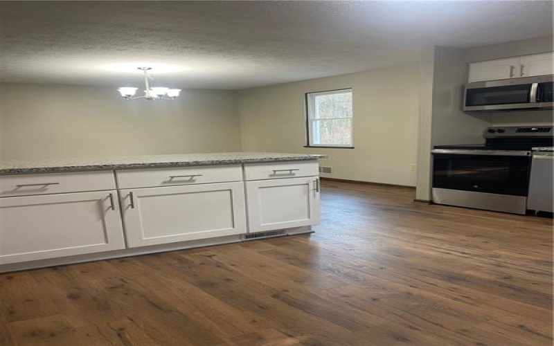 634 Stamford Dr, Greensburg, 15601, 4 Bedrooms Bedrooms, ,2.1 BathroomsBathrooms,Residential,For Sale,Stamford Dr,1679864