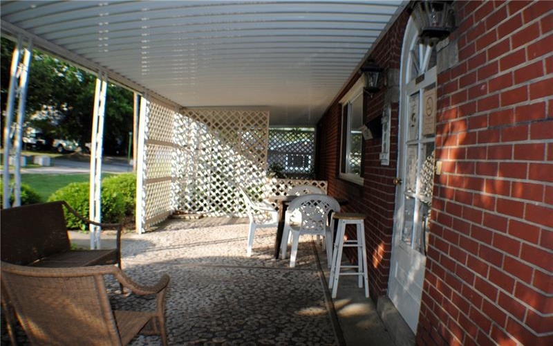 501 Burton Ave, Youngwood, 15697, 3 Bedrooms Bedrooms, 7 Rooms Rooms,2 BathroomsBathrooms,Residential,For Sale,Burton Ave,1679915