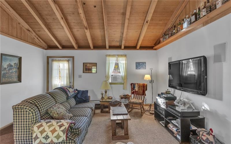 1414 Darlington, Ligonier, 15658, 3 Bedrooms Bedrooms, 5 Rooms Rooms,1 BathroomBathrooms,Residential,For Sale,Darlington,1679954