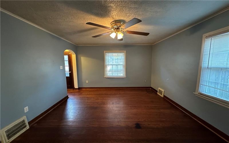 3323 Leechburg Road, Lower Burrell, 15068, 4 Bedrooms Bedrooms, 12 Rooms Rooms,1 BathroomBathrooms,Residential,For Sale,Leechburg Road,1679972
