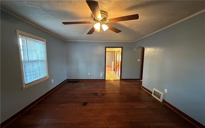3323 Leechburg Road, Lower Burrell, 15068, 4 Bedrooms Bedrooms, 12 Rooms Rooms,1 BathroomBathrooms,Residential,For Sale,Leechburg Road,1679972