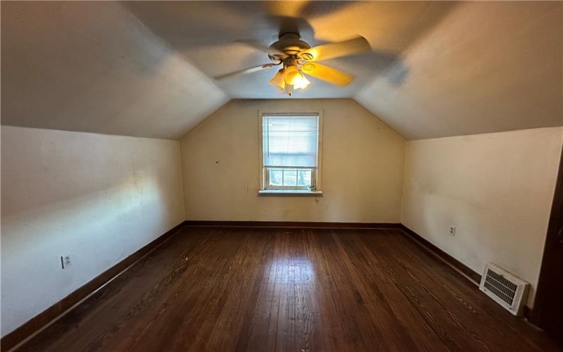 3323 Leechburg Road, Lower Burrell, 15068, 4 Bedrooms Bedrooms, 12 Rooms Rooms,1 BathroomBathrooms,Residential,For Sale,Leechburg Road,1679972