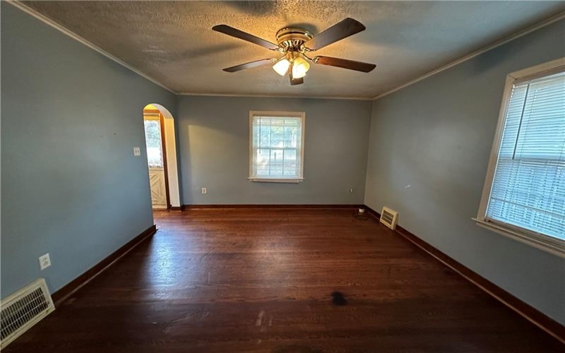 3323 Leechburg Road, Lower Burrell, 15068, 4 Bedrooms Bedrooms, 12 Rooms Rooms,1 BathroomBathrooms,Residential,For Sale,Leechburg Road,1679972