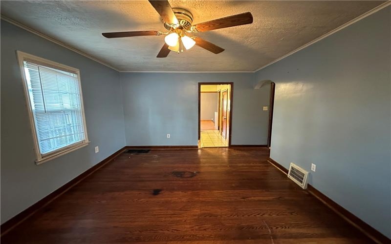 3323 Leechburg Road, Lower Burrell, 15068, 4 Bedrooms Bedrooms, 12 Rooms Rooms,1 BathroomBathrooms,Residential,For Sale,Leechburg Road,1679972