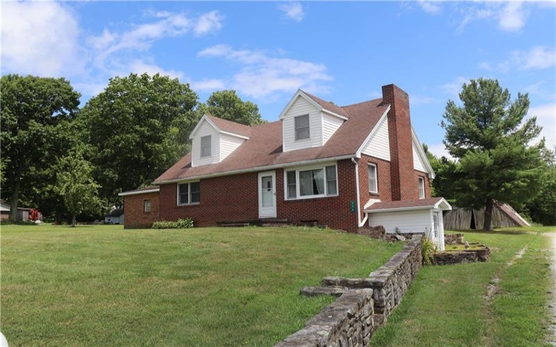 736 Muir Road, Ligonier, 15658, 4 Bedrooms Bedrooms, 10 Rooms Rooms,2 BathroomsBathrooms,Residential,For Sale,Muir Road,1679999
