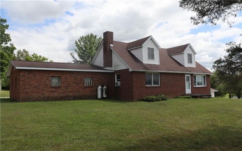 736 Muir Road, Ligonier, 15658, 4 Bedrooms Bedrooms, 10 Rooms Rooms,2 BathroomsBathrooms,Residential,For Sale,Muir Road,1679999