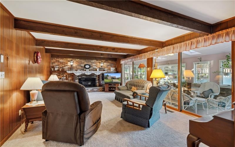 229 Crawford Lane, Rostraver Township, 15012, 6 Bedrooms Bedrooms, 14 Rooms Rooms,4.1 BathroomsBathrooms,Residential,For Sale,Crawford Lane,1680000