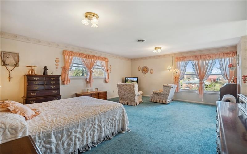 229 Crawford Lane, Rostraver Township, 15012, 6 Bedrooms Bedrooms, 14 Rooms Rooms,4.1 BathroomsBathrooms,Residential,For Sale,Crawford Lane,1680000