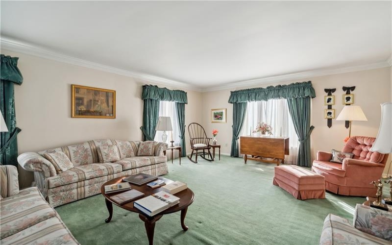 229 Crawford Lane, Rostraver Township, 15012, 6 Bedrooms Bedrooms, 14 Rooms Rooms,4.1 BathroomsBathrooms,Residential,For Sale,Crawford Lane,1680000
