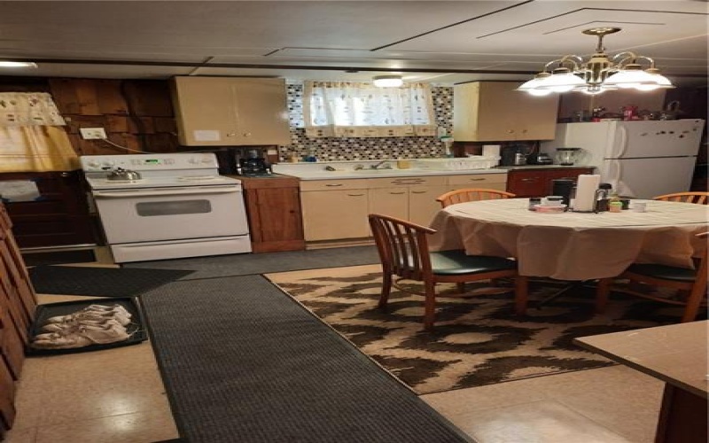 421 Wildlife Lane, Greensburg, 15601, 2 Bedrooms Bedrooms, ,1 BathroomBathrooms,Residential,For Sale,Wildlife Lane,1680001