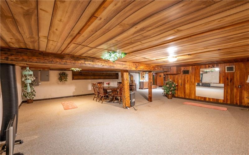 608 Chestnut St, Derry, 15627, ,Commercial-industrial-business,For Sale,Chestnut St,1680334
