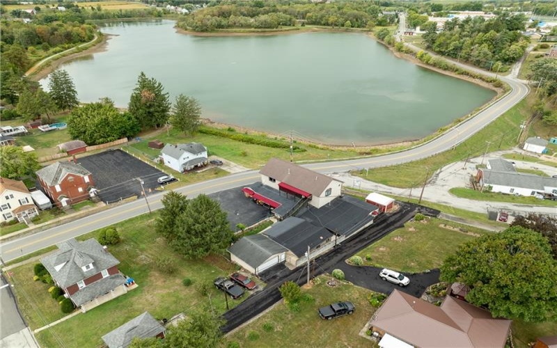 608 Chestnut St, Derry, 15627, ,Commercial-industrial-business,For Sale,Chestnut St,1680334