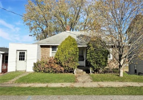 105 Buttonwood Ave, Washington, 15301, 1 Bedroom Bedrooms, 6 Rooms Rooms,1.1 BathroomsBathrooms,Residential,For Sale,Buttonwood Ave,1680459