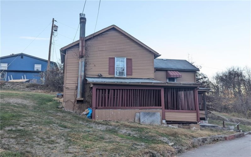 200 Burkhart St, Bentleyville, 15314, 3 Bedrooms Bedrooms, 6 Rooms Rooms,1 BathroomBathrooms,Residential,For Sale,Burkhart St,1680624