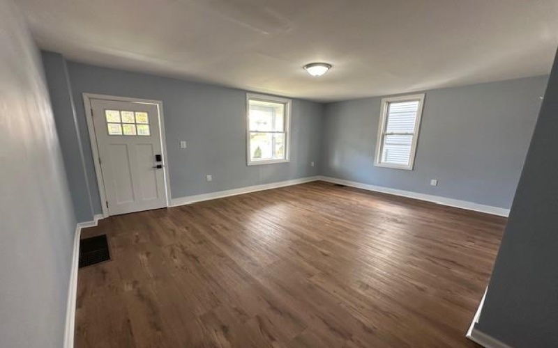 226 4th St, Youngwood, 15697, 2 Bedrooms Bedrooms, ,1.1 BathroomsBathrooms,Residential,For Sale,4th St,1680638