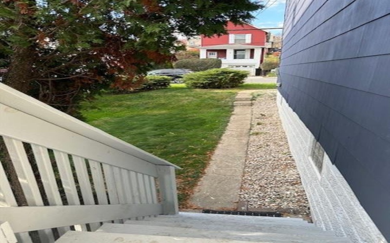 226 4th St, Youngwood, 15697, 2 Bedrooms Bedrooms, ,1.1 BathroomsBathrooms,Residential,For Sale,4th St,1680638