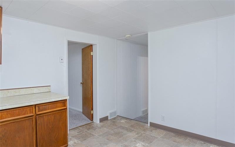 611 5th Street, Donora, 15033, 2 Bedrooms Bedrooms, 5 Rooms Rooms,1 BathroomBathrooms,Residential,For Sale,5th Street,1680646