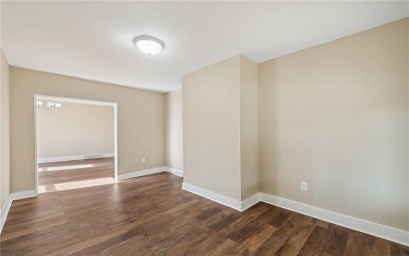 541 4th Ave, New Kensington, 15068, 3 Bedrooms Bedrooms, 9 Rooms Rooms,2 BathroomsBathrooms,Residential,For Sale,4th Ave,1680653