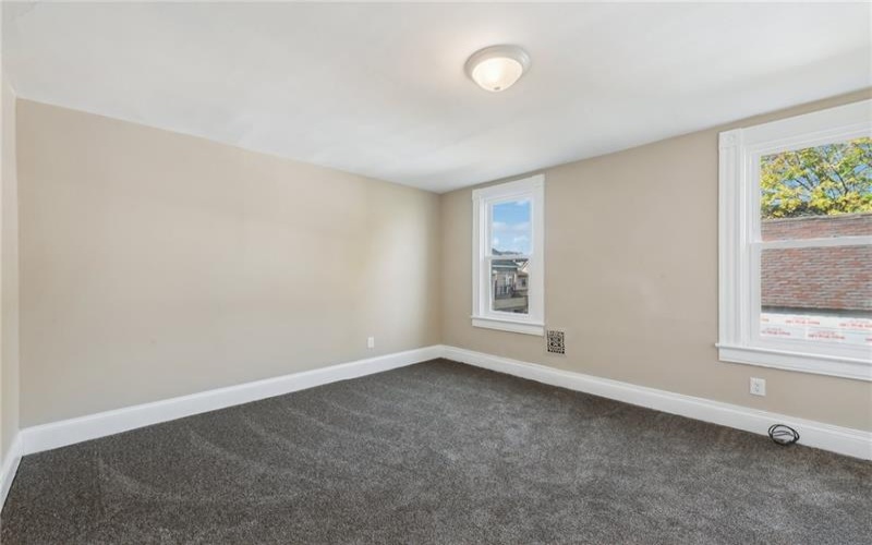 541 4th Ave, New Kensington, 15068, 3 Bedrooms Bedrooms, 9 Rooms Rooms,2 BathroomsBathrooms,Residential,For Sale,4th Ave,1680653