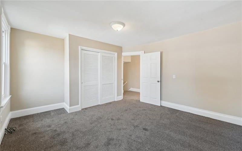 541 4th Ave, New Kensington, 15068, 3 Bedrooms Bedrooms, 9 Rooms Rooms,2 BathroomsBathrooms,Residential,For Sale,4th Ave,1680653