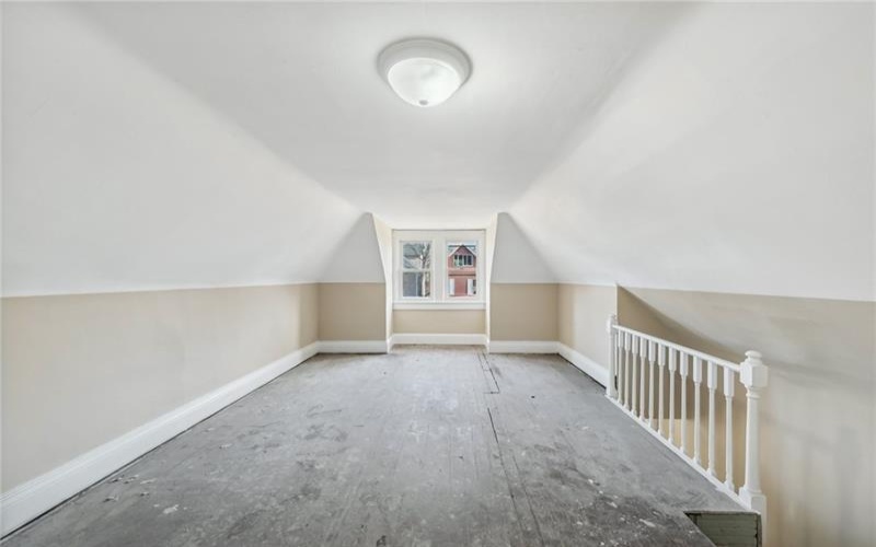 541 4th Ave, New Kensington, 15068, 3 Bedrooms Bedrooms, 9 Rooms Rooms,2 BathroomsBathrooms,Residential,For Sale,4th Ave,1680653