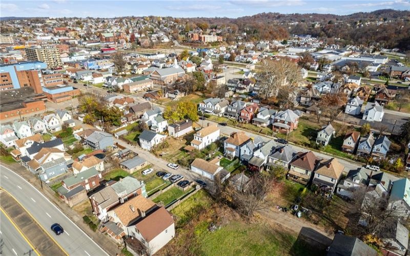 541 4th Ave, New Kensington, 15068, 3 Bedrooms Bedrooms, 9 Rooms Rooms,2 BathroomsBathrooms,Residential,For Sale,4th Ave,1680653