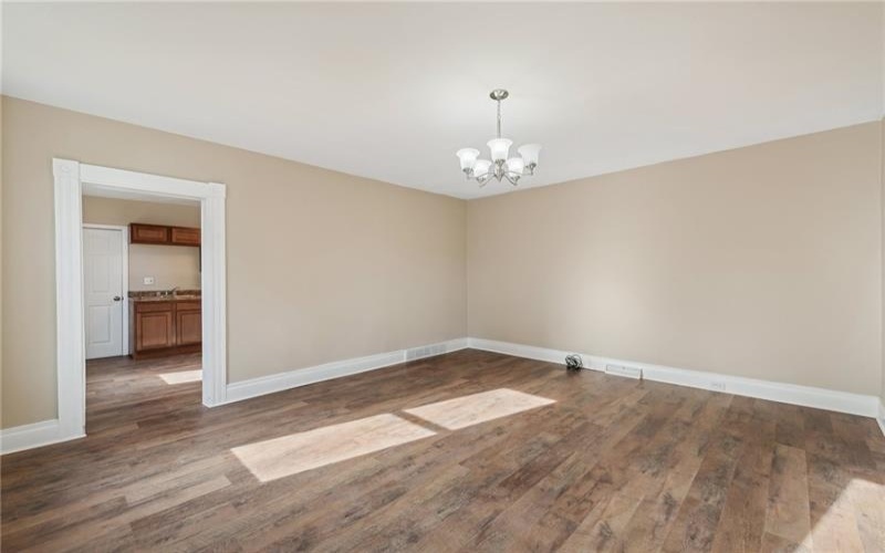 541 4th Ave, New Kensington, 15068, 3 Bedrooms Bedrooms, 9 Rooms Rooms,2 BathroomsBathrooms,Residential,For Sale,4th Ave,1680653