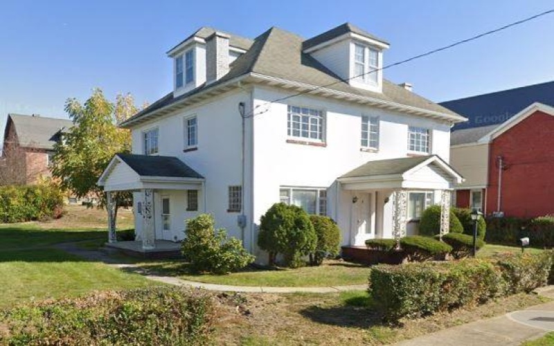 612 Mulberry St, Scottdale, 15683, 4 Bedrooms Bedrooms, ,2 BathroomsBathrooms,Residential,For Sale,Mulberry St,1680894