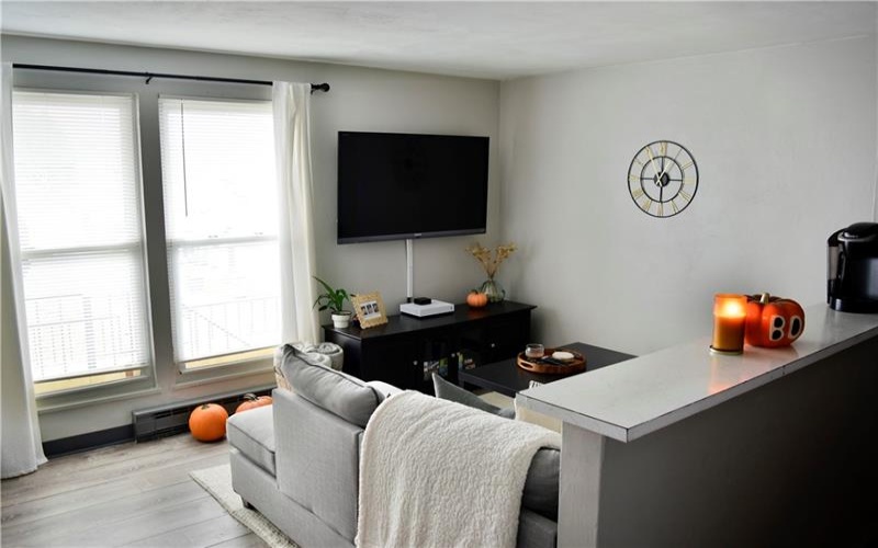 616 Union, California, 15419, ,Multi-unit,For Sale,Union,1680980