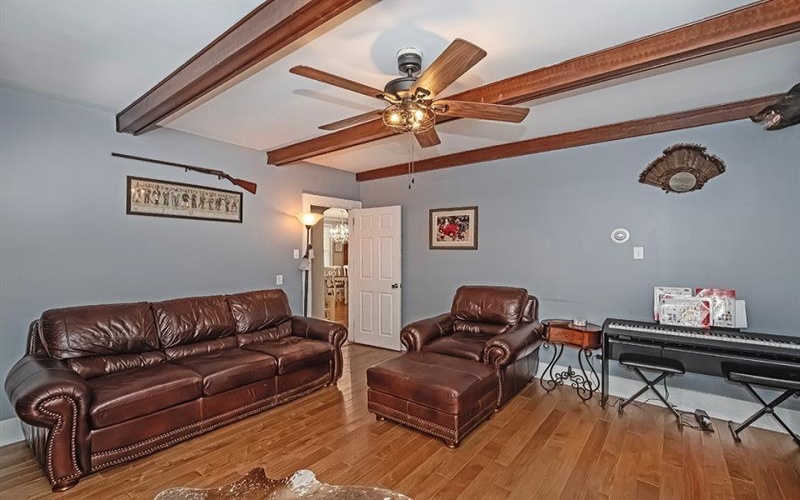 670 Sugar Camp Rd, Finleyville, 15332, 4 Bedrooms Bedrooms, 9 Rooms Rooms,2.1 BathroomsBathrooms,Residential,For Sale,Sugar Camp Rd,1681061
