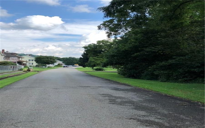 763 Maxwell Avenue, LaBelle, 15450, ,Farm-acreage-lot,For Sale,Maxwell Avenue,1681189