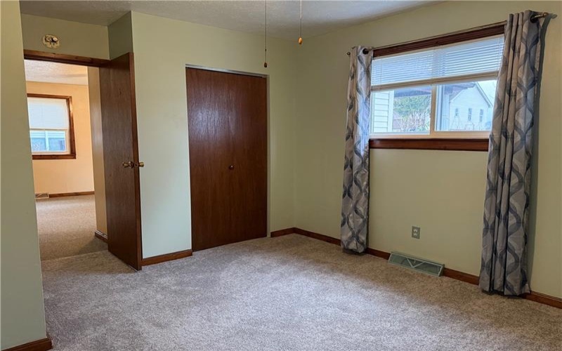 204 Charles Street, Langeloth, 15054, 2 Bedrooms Bedrooms, 6 Rooms Rooms,1 BathroomBathrooms,Residential,For Sale,Charles Street,1681377