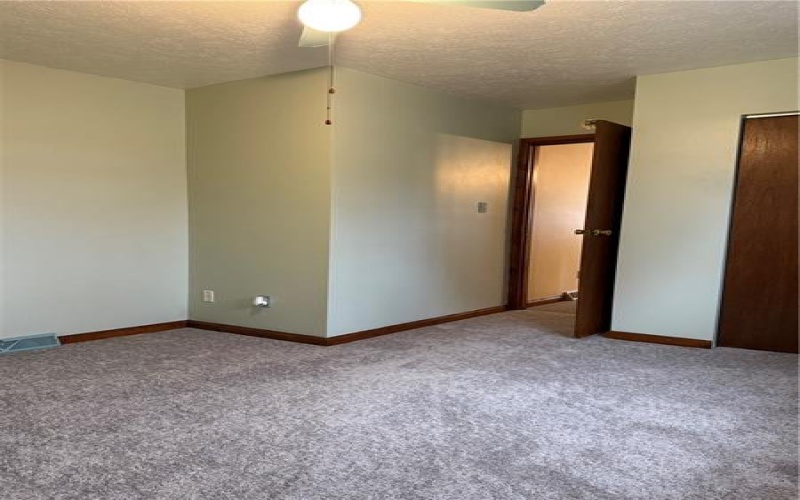 204 Charles Street, Langeloth, 15054, 2 Bedrooms Bedrooms, 6 Rooms Rooms,1 BathroomBathrooms,Residential,For Sale,Charles Street,1681377