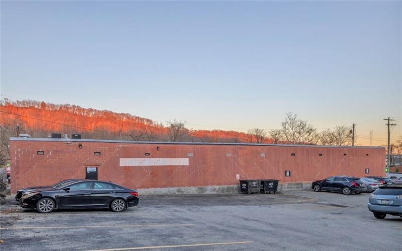 121 Railroad St, Monongahela, 15063, ,Commercial-industrial-business,For Sale,Railroad St,1681697