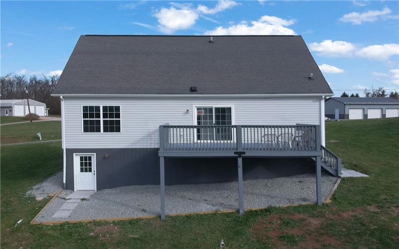 96 Waynesburg Road, West Alexander, 15376, 3 Bedrooms Bedrooms, 8 Rooms Rooms,2.1 BathroomsBathrooms,Residential,For Sale,Waynesburg Road,1681731