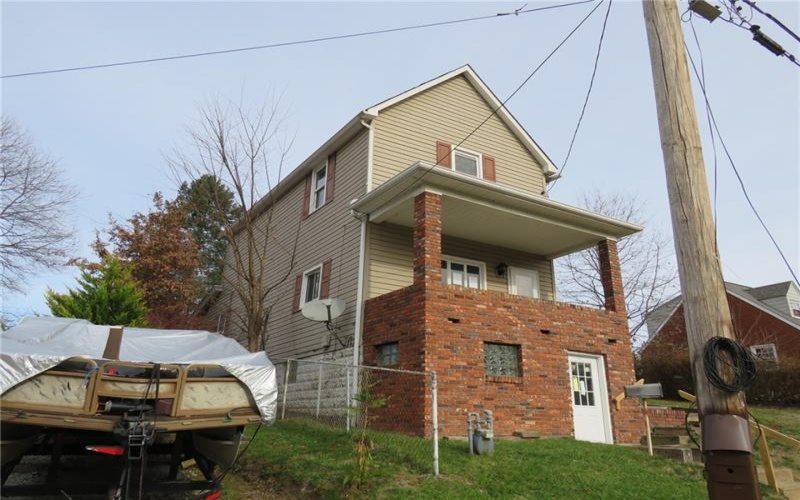 413 Scott Ave, Monessen, 15062, 2 Bedrooms Bedrooms, ,1 BathroomBathrooms,Residential,For Sale,Scott Ave,1681885