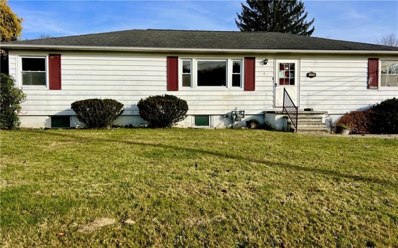 137 Damian Dr, Johnstown, 15905, 3 Bedrooms Bedrooms, ,2 BathroomsBathrooms,Residential,For Sale,Damian Dr,1681961