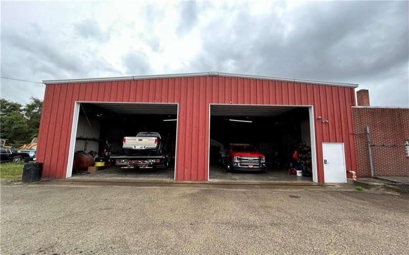 669 Bridge Street, New Salem, 15468, ,Commercial-industrial-business,For Sale,Bridge Street,1682268