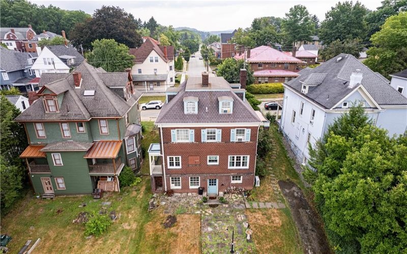 450 MAIN STREET, Greensburg, 15601, 5 Bedrooms Bedrooms, 11 Rooms Rooms,3.2 BathroomsBathrooms,Residential,For Sale,MAIN STREET,1663547