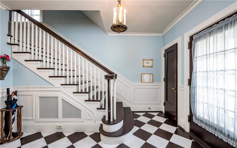 450 MAIN STREET, Greensburg, 15601, 5 Bedrooms Bedrooms, 11 Rooms Rooms,3.2 BathroomsBathrooms,Residential,For Sale,MAIN STREET,1663547