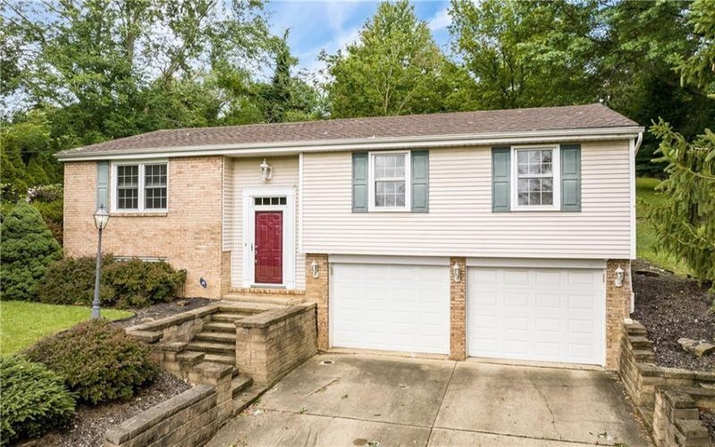 213 Old Oak Rd, Canonsburg, 15317, 3 Bedrooms Bedrooms, ,2 BathroomsBathrooms,Lease,For Sale,Old Oak Rd,1682939